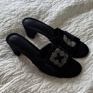 Elegant Black Heeled Sandals with Embellished Buckle
